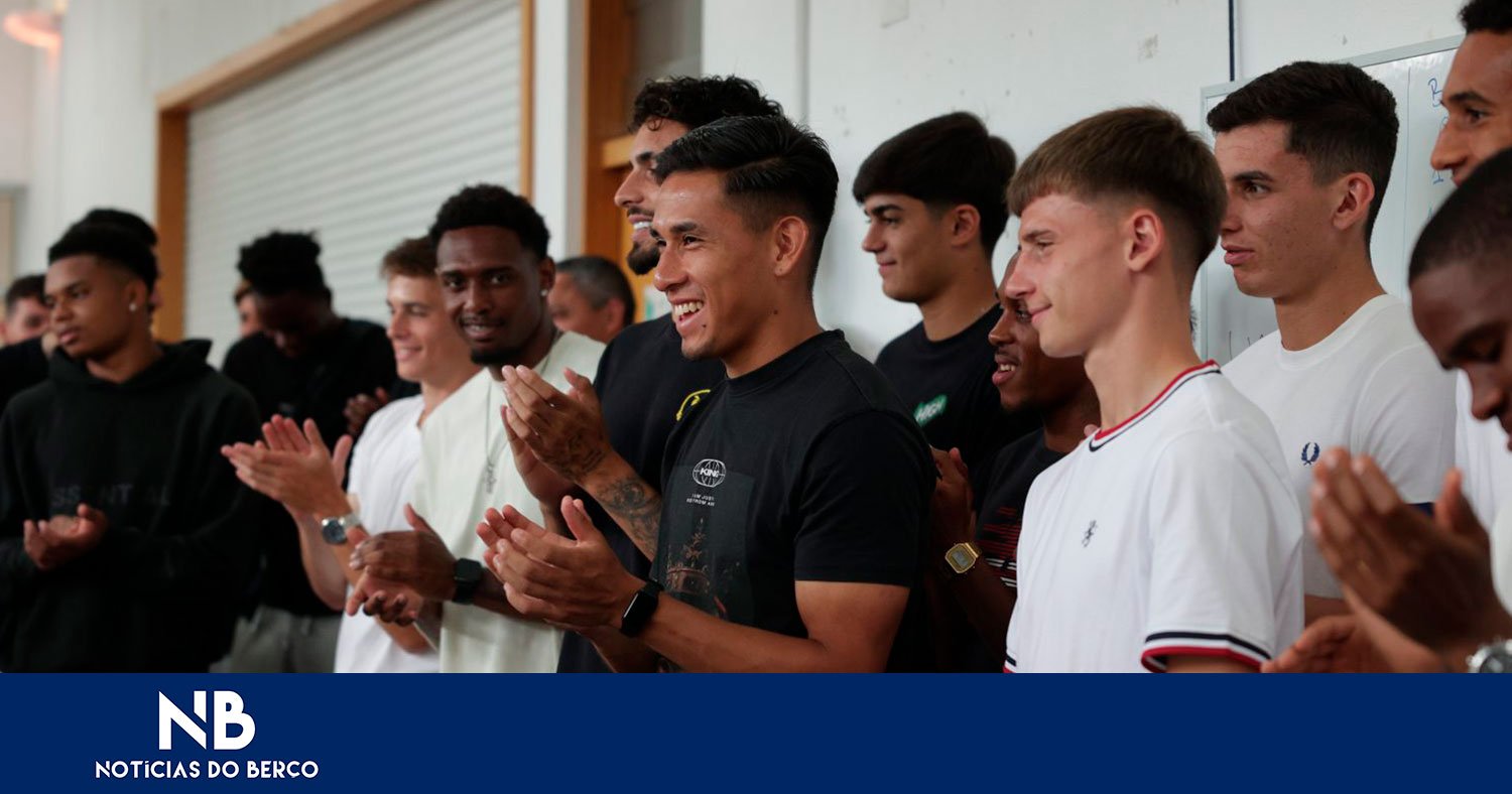 Equipa B solidária com o CAES