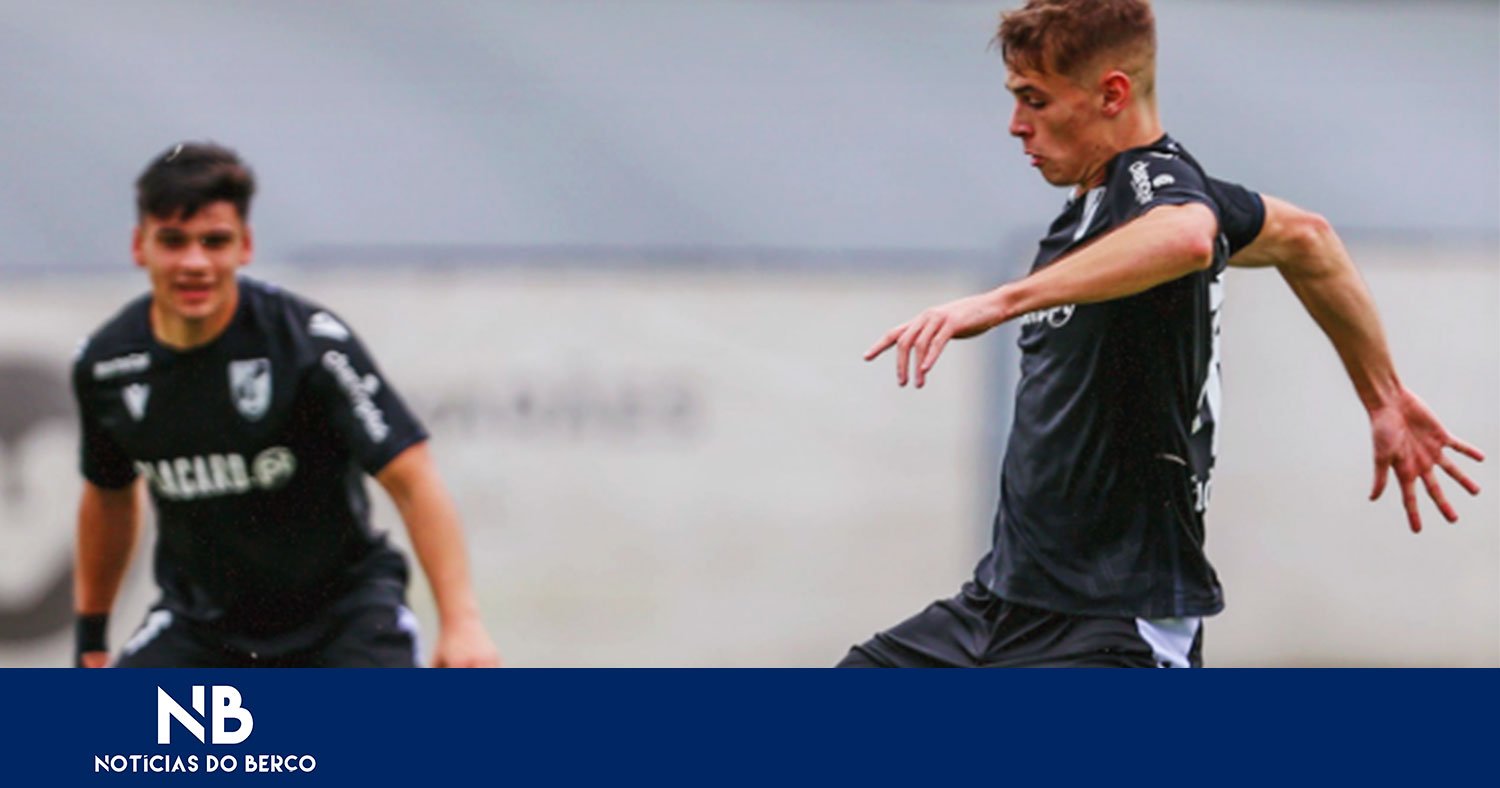 Vitória B vence e sobe posições