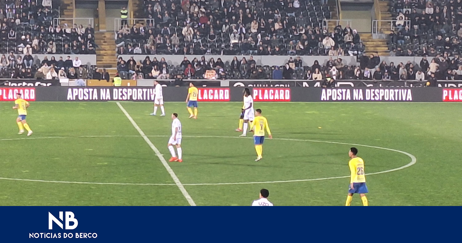Vitória deixa-se empatar na receção ao Arouca