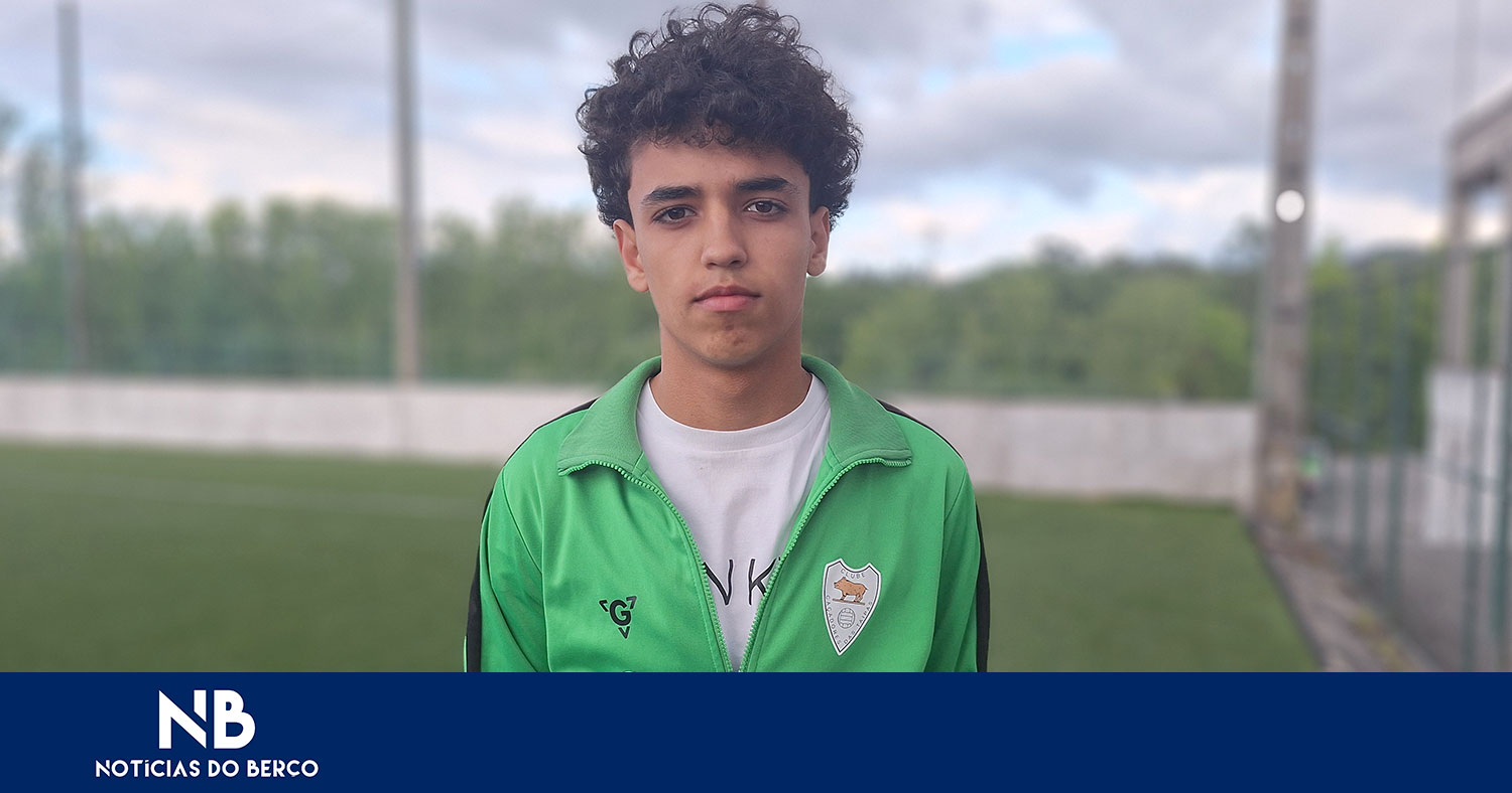 Santiago renova pelo Taipas