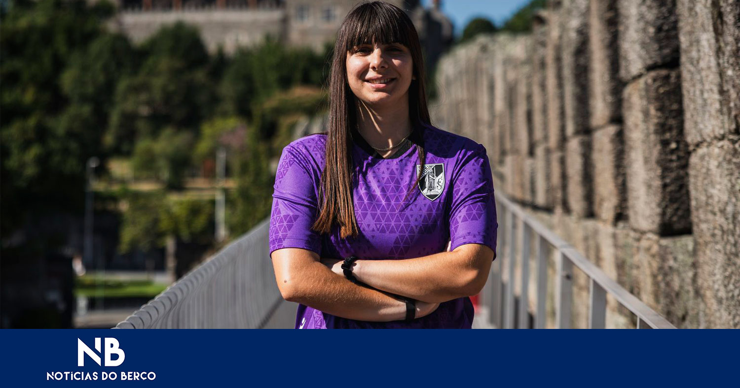 Adriana Rocha reforça baliza vitoriana