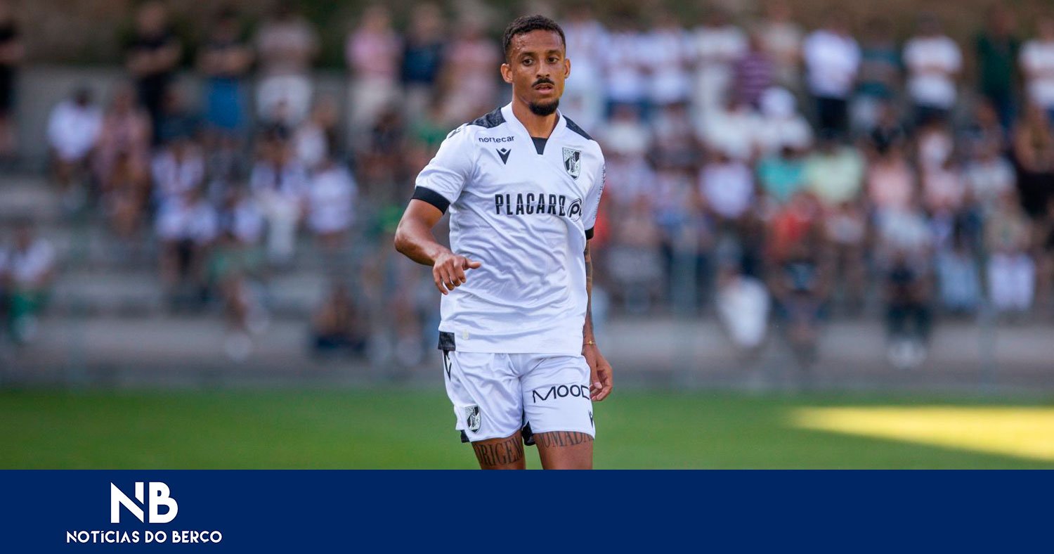 Vitória oficializou saída de Bruno Gaspar