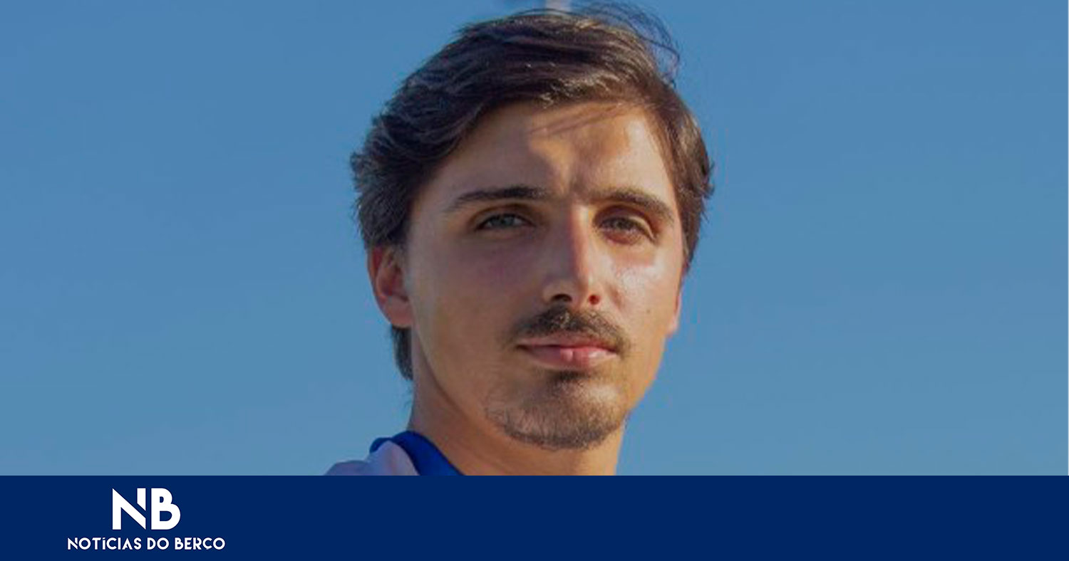 Sandinenses garante lateral Fernandes
