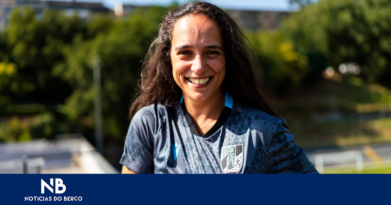 Inês Marques renova por um ano