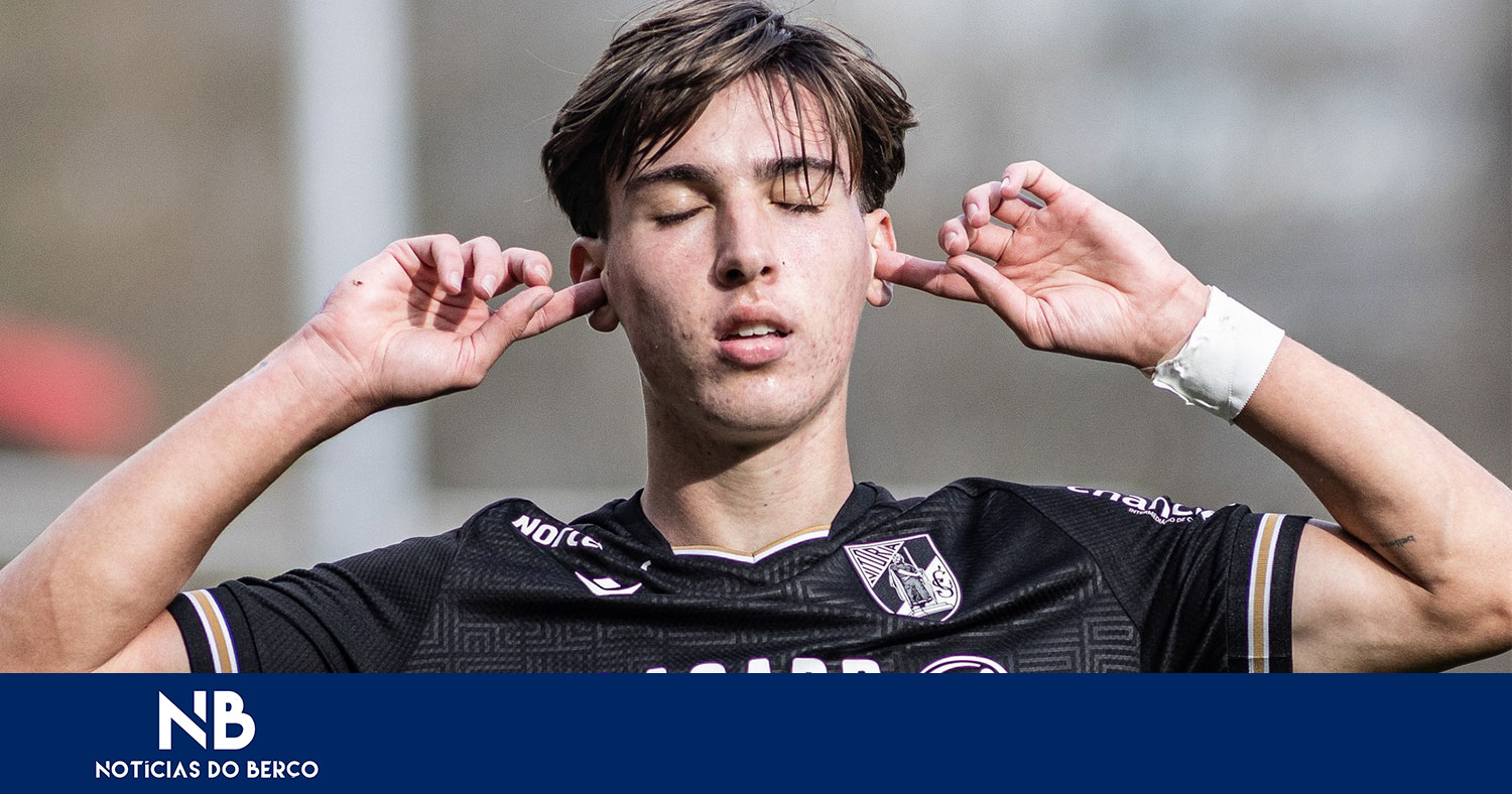 Goleador dos bês no onze contra o Arouca