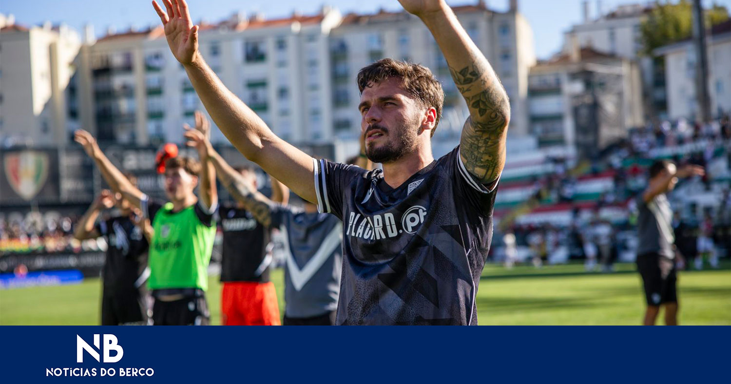 Vitória oficializou saída de Nuno Santos