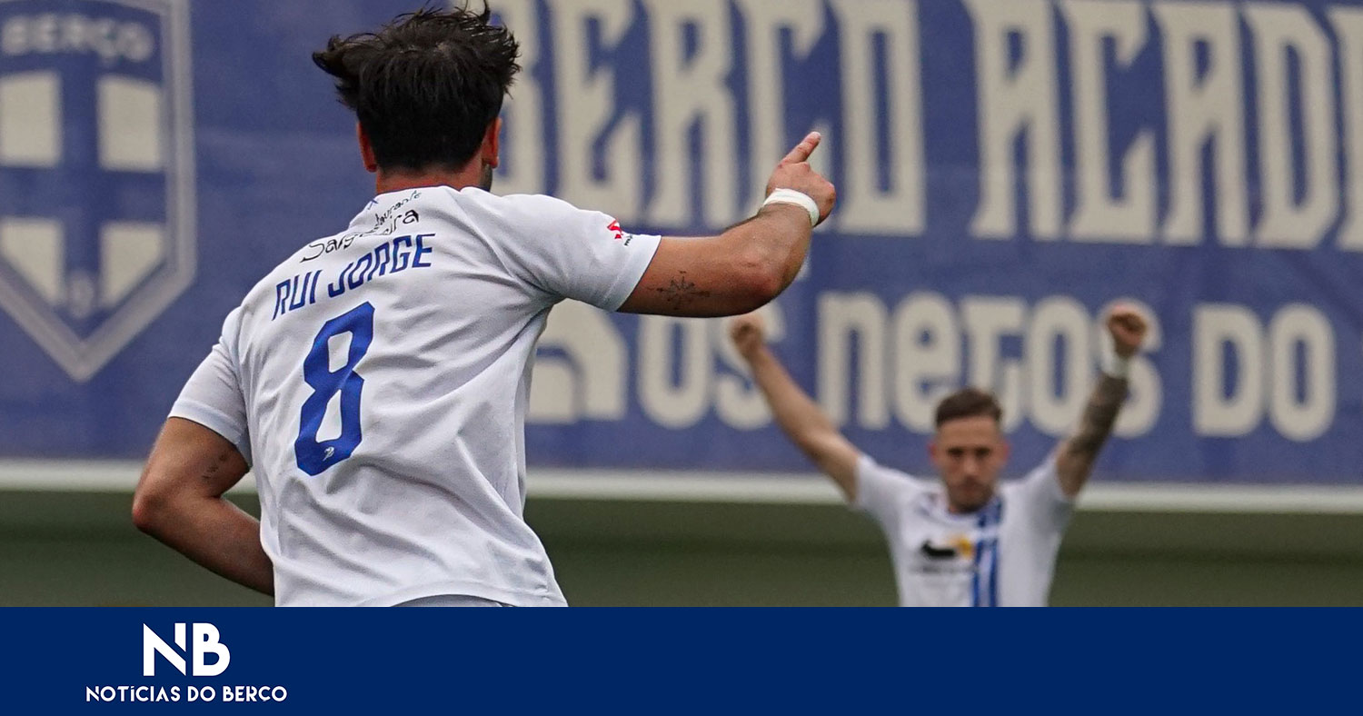 Rui Jorge destacou-se na goleada ao Ponte
