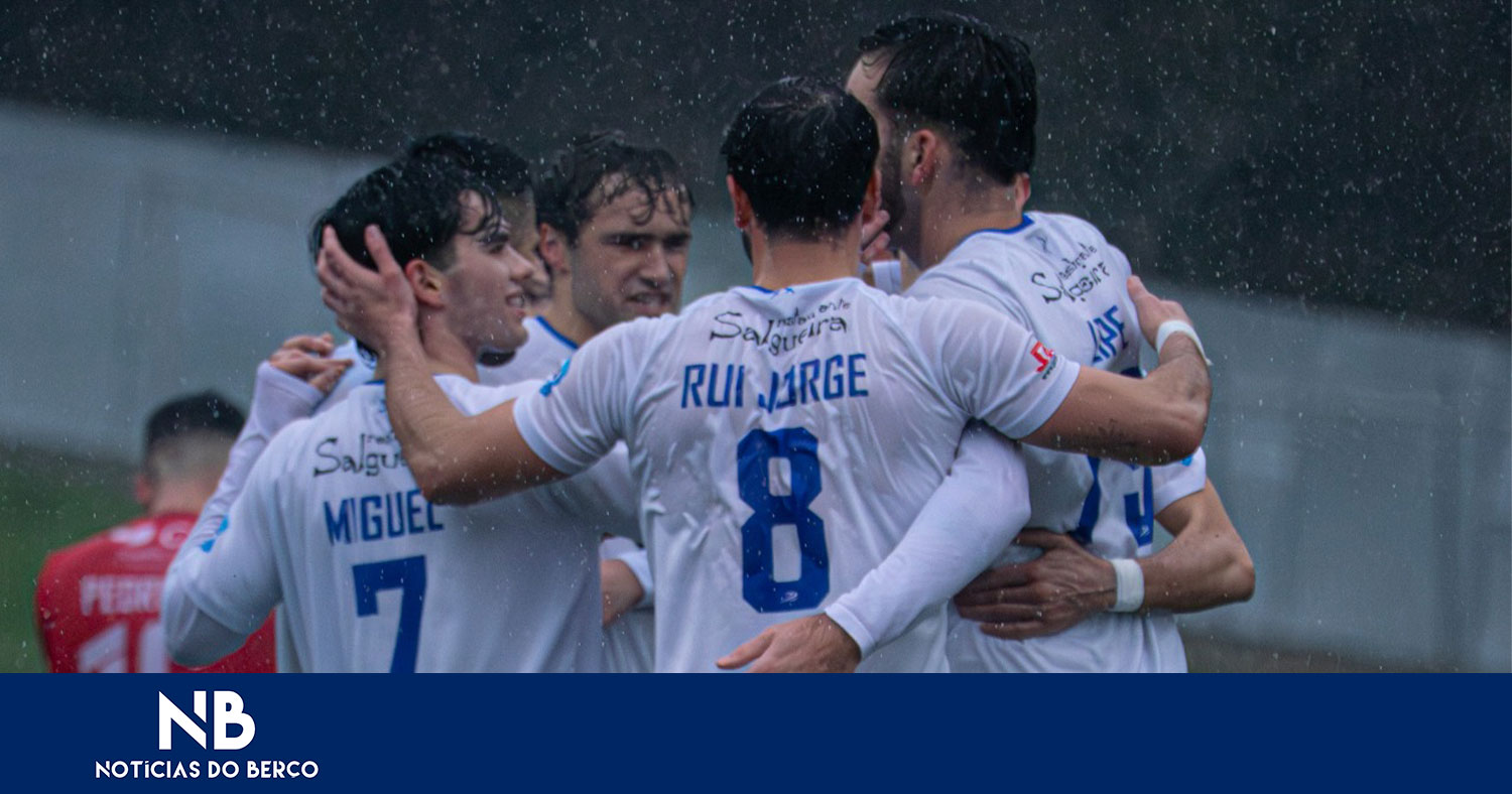 Berço sorri na receção ao Santa Maria