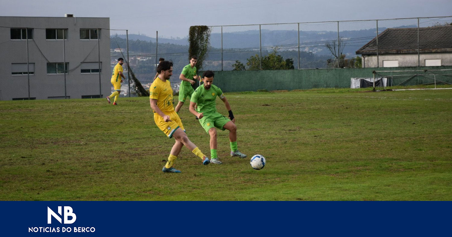 Moreno bisou na goleada ao Louro