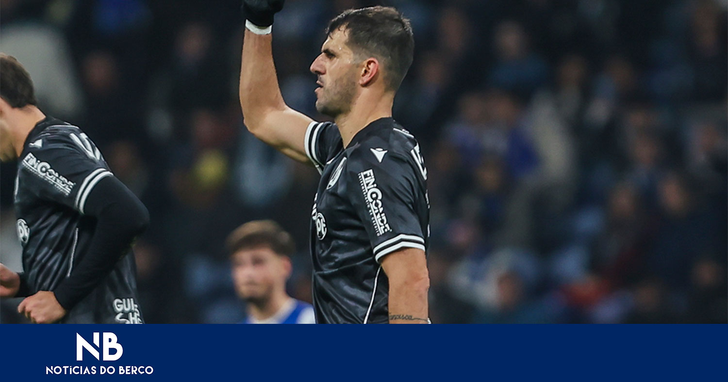 Vitória carimba meias-finais na casa do FC Porto