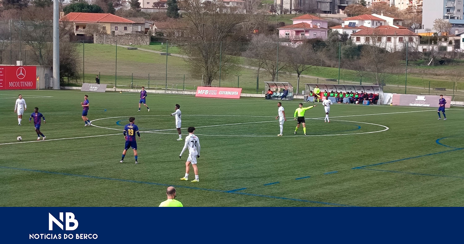 Brito isola-se no terceiro lugar com um jogo a menos