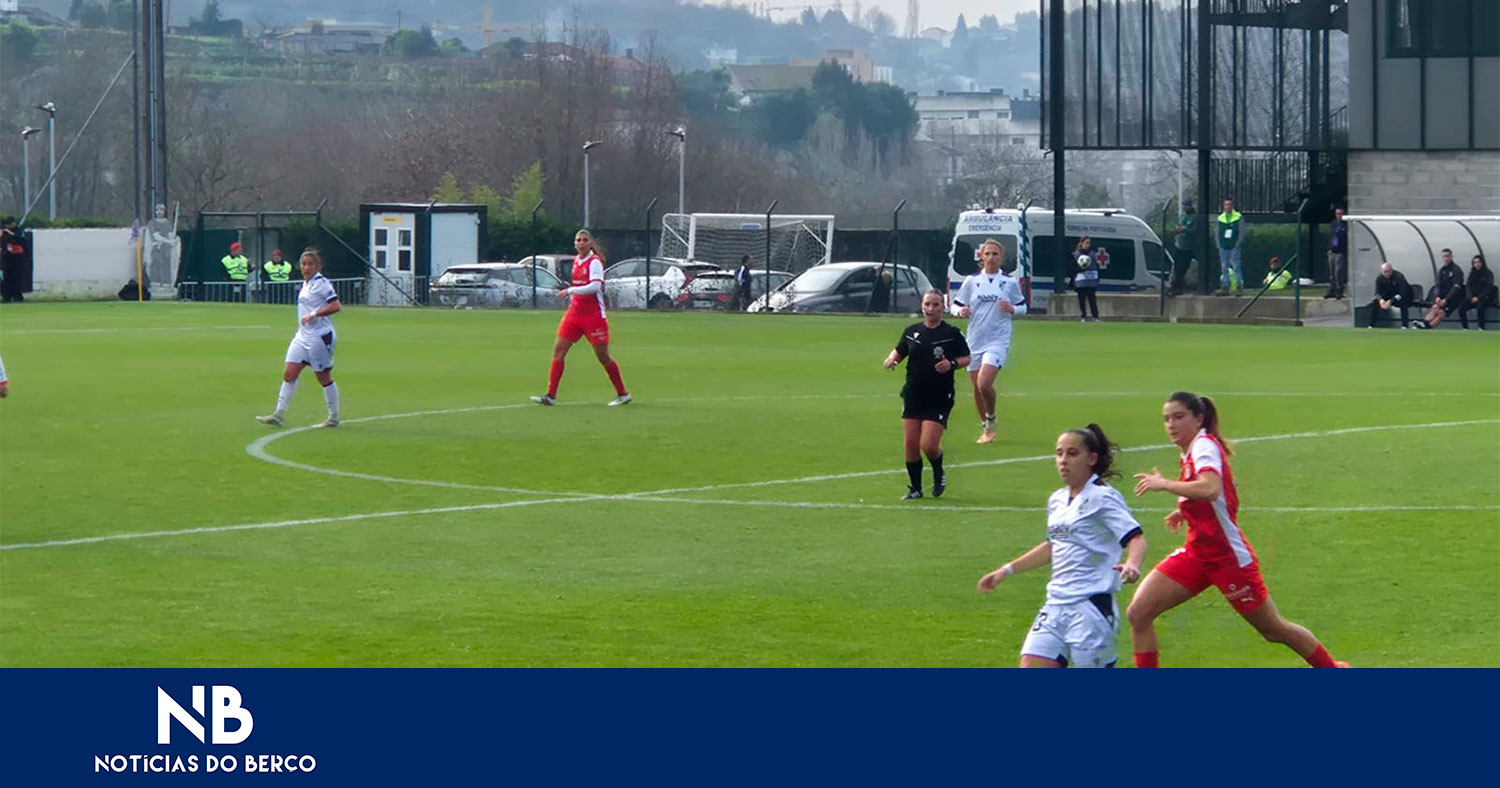 Vitória vence rival na liga principal feminina