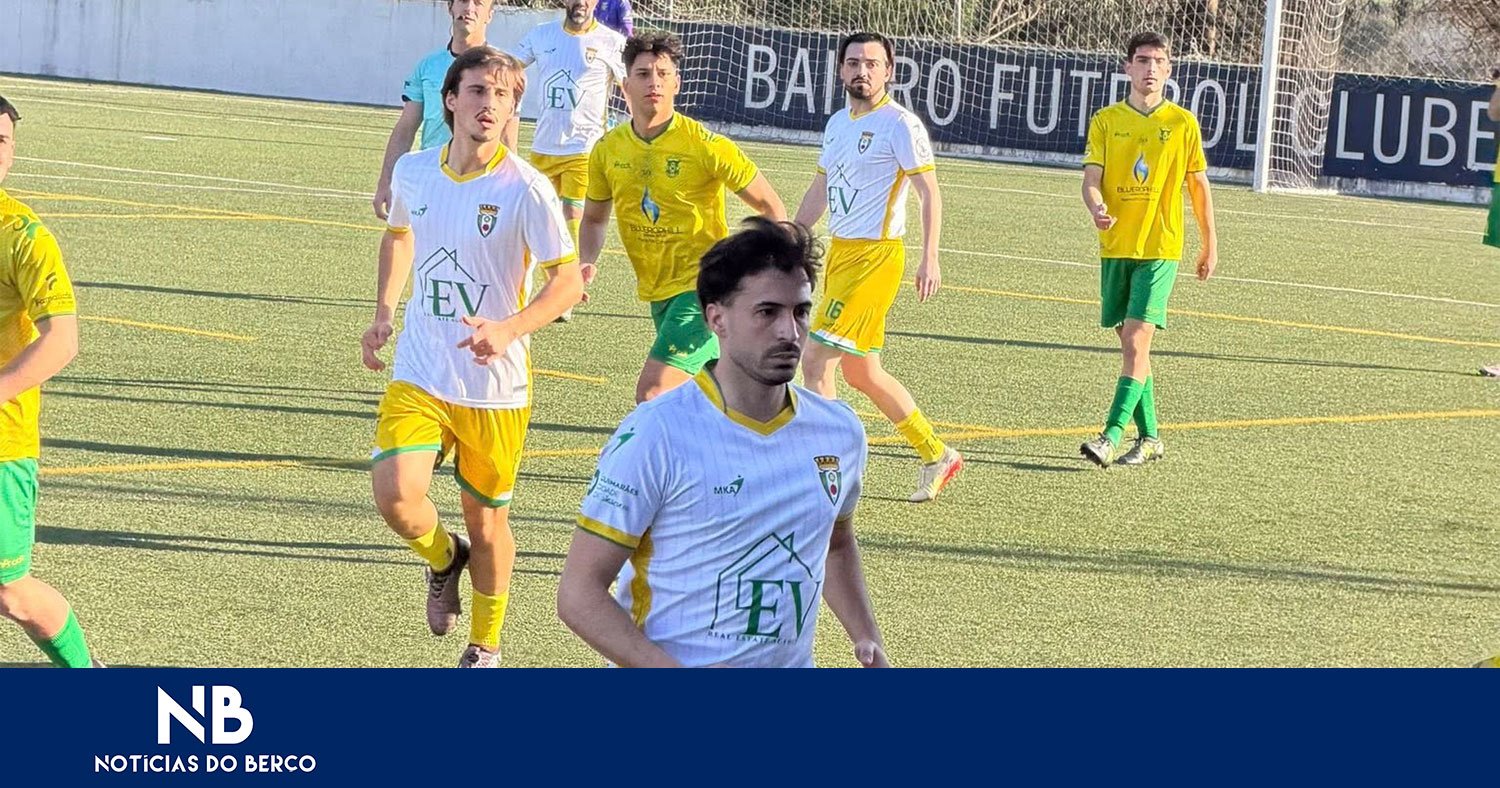 Hat-trick de Moreno no triunfo em Delães