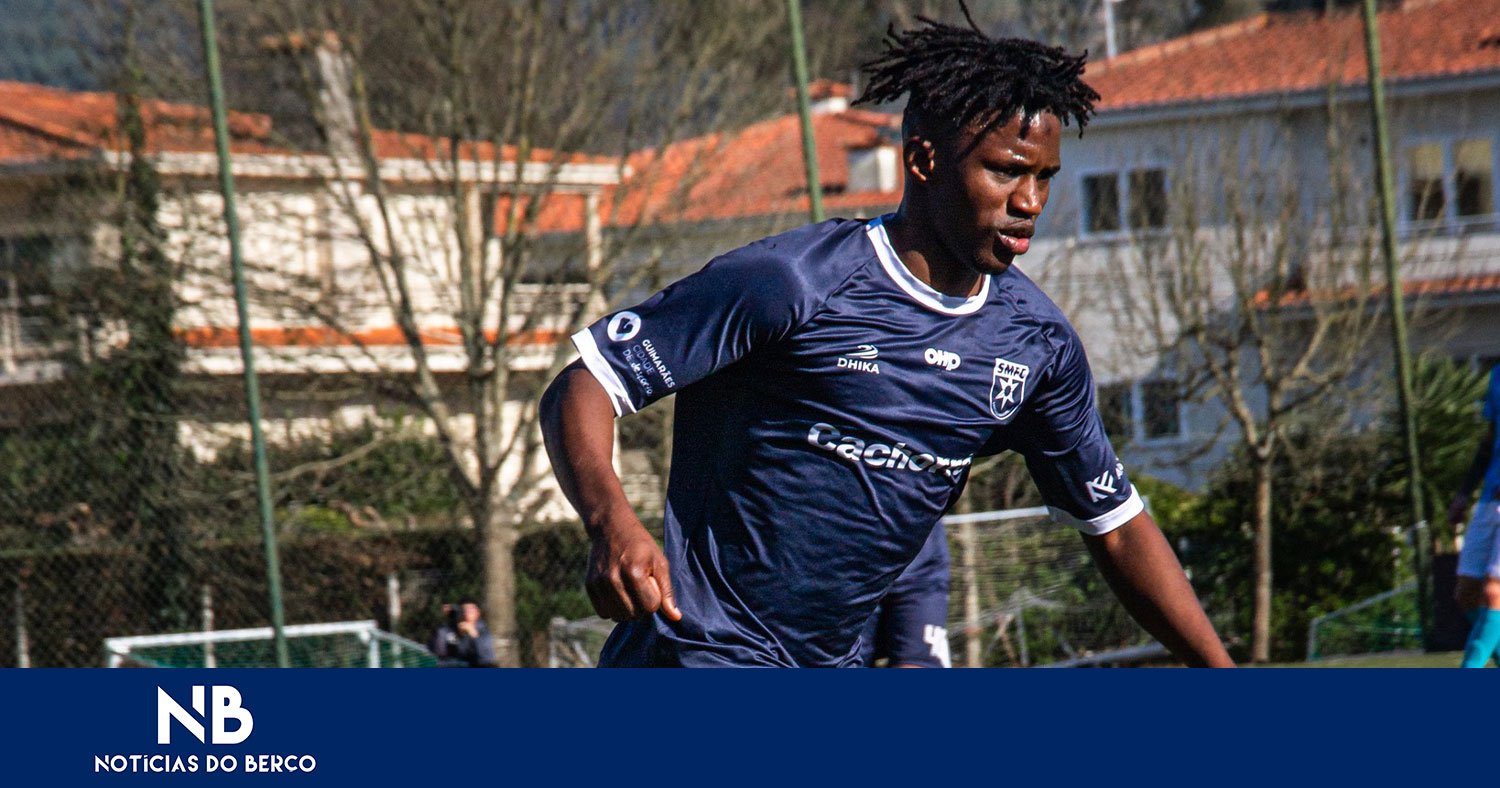 Santiago levou a melhor no dérbi com o Selho