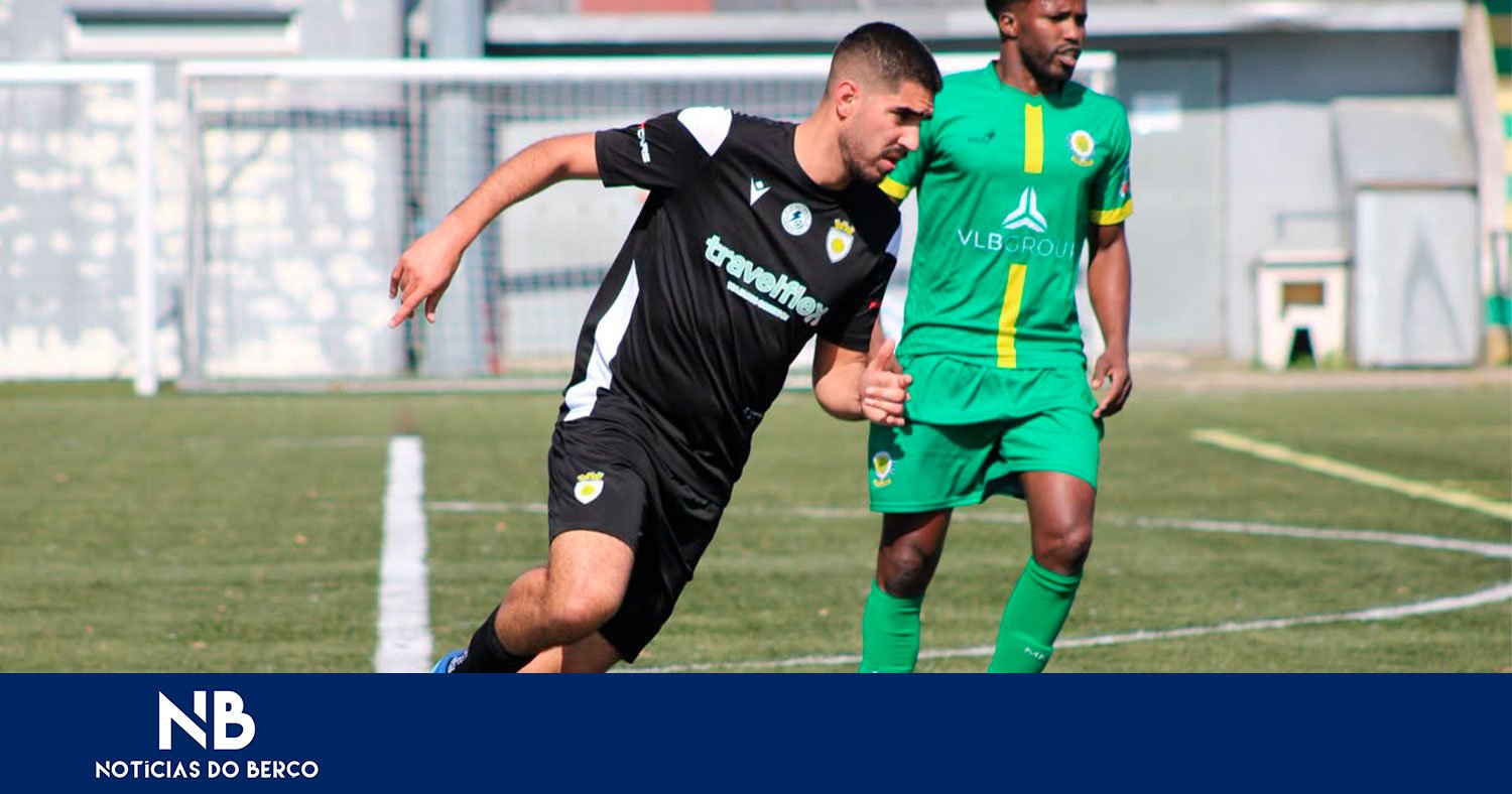 Hat-trick de João Rui na goleada ao Mouquim