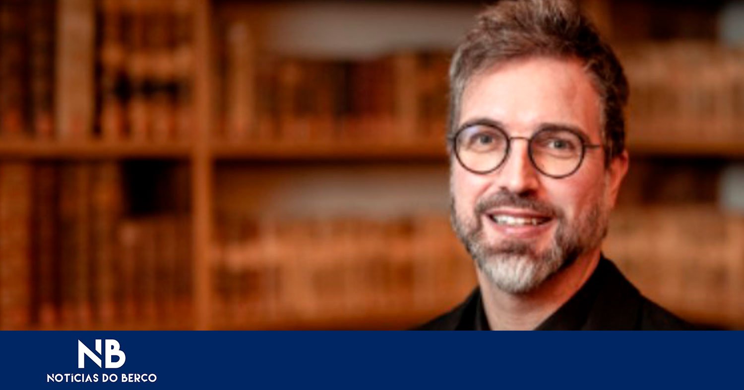 Pedro Chagas Freitas em ação solidária para ajudar a pediatria do IPO do Porto