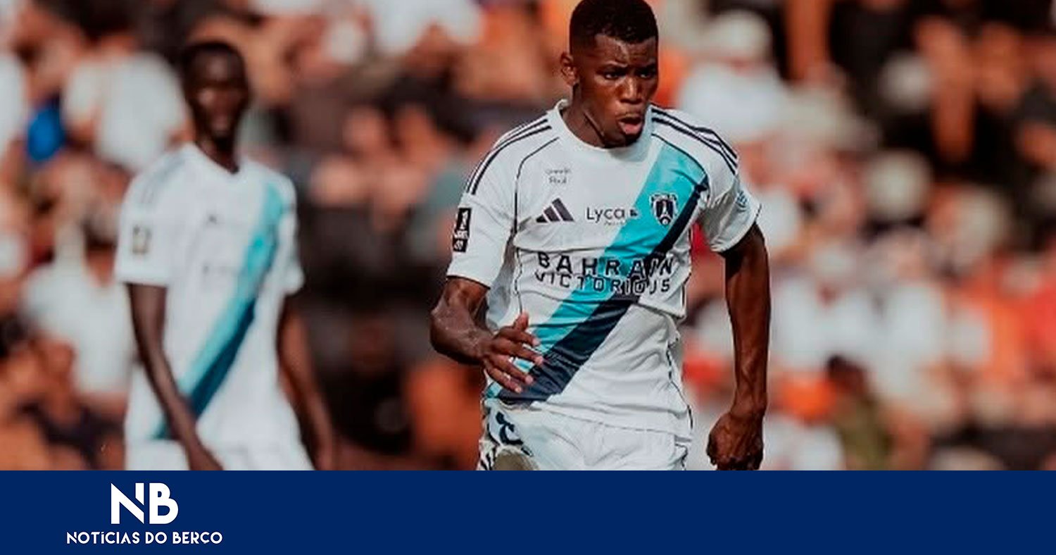Lohann Doucet associado ao Vitória