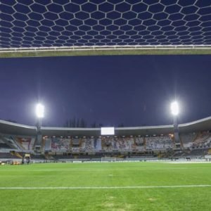 Seleção nacional feminina joga no palco do Rei