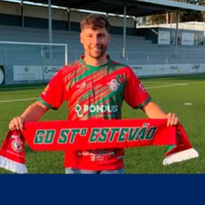 Santo Estêvão já renovou com 12 jogadores