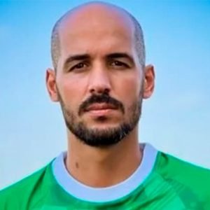 Guarda-redes André diz sim ao Pevidém