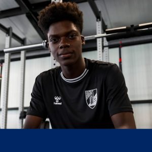 Aurio Simas é reforço do Vitória
