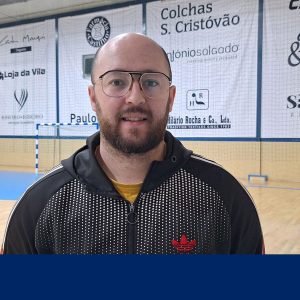 César Barófia de saída do CR Candoso