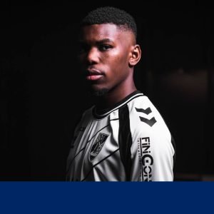 Lohann Doucet garantido pelo Vitória