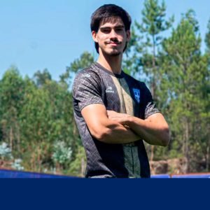 Berço aposta no jovem goleador Daniel Carneiro