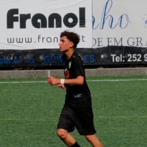 Dinis prolonga ligação ao Ronfe