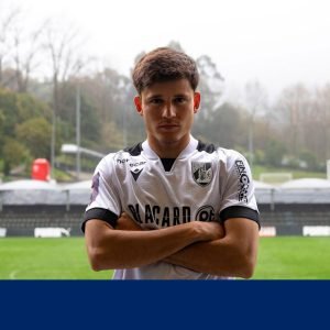 Defesa Francisco Dias renova contrato