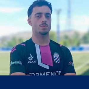 Vimaranense Francisco Faria ruma ao Emilianos