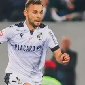 Lebedenko está de saída do Vitória