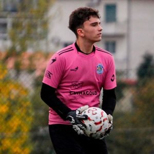 Lucas Salgado reforça juvenis do Ronfe