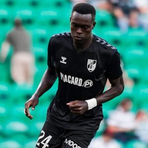 Vitória acordou tarde e saiu derrotado de Alvalade