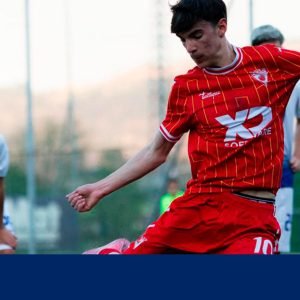 Patanisca resolveu dérbi com um bis