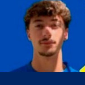 Avançado Elói ruma ao Torcatense