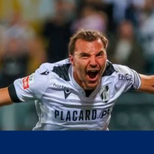 Samu e Strata resolveram na receção ao Rio Ave