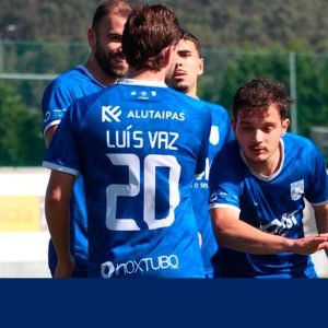 Nove golos no dérbi entre Selho e Sandinenses