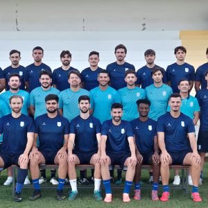 Sandinenses apresentou-se com nove reforços