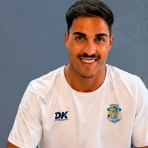 Tiago Santos regressa ao Ponte