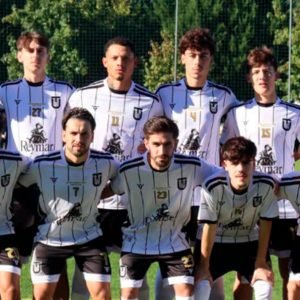 Torcatense vence e continua nos lugares cimeiros
