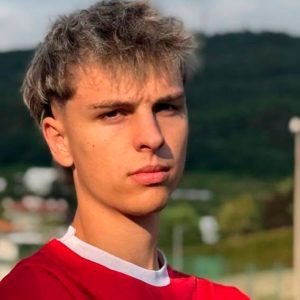 Defesa Xando fiel aos Amigos de Urgeses