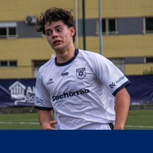 Xande também se estreou a titular pelo Santiago Mascotelos