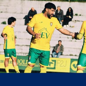 Serzedelo vence após dois sustos