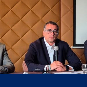 Viriato Sampaio insatisfeito com postura de João Henrique Faria