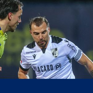 Vitória desperdiça vantagem de dois golos e perde em Arouca