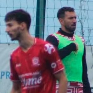 Luís Xixa fica mais um ano no Abação